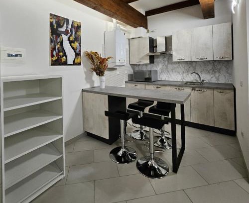 Imola Apartment | Monnalisa House - Imola Centro Storico - Appartamento Indipendente