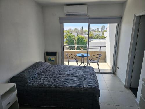La Plata Apartment | Monoambiente con Cochera Cubierta a 300m del Hospital Español y 15 cuadras del Estadio Único