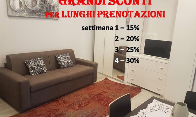 Verbania Apartment | Monolocale piano terra direttamente sul lago
