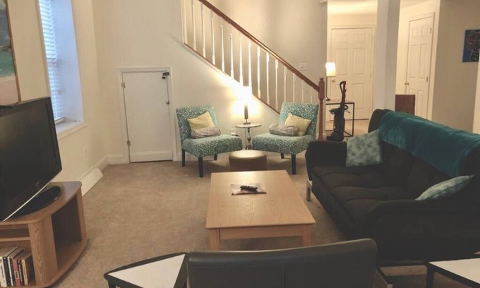 Nauck House | Monroe Room #3