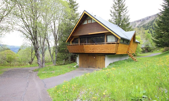 Mont-Dore Ski Chalet | Mont-Dore: 3-bedroom chalet, parking, terrace, near slopes