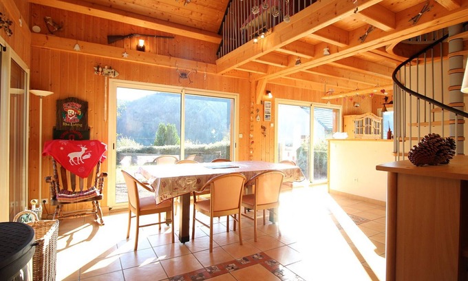 Mont-Dore Ski Chalet | Mont-Dore: Spacious chalet with parking and large grounds