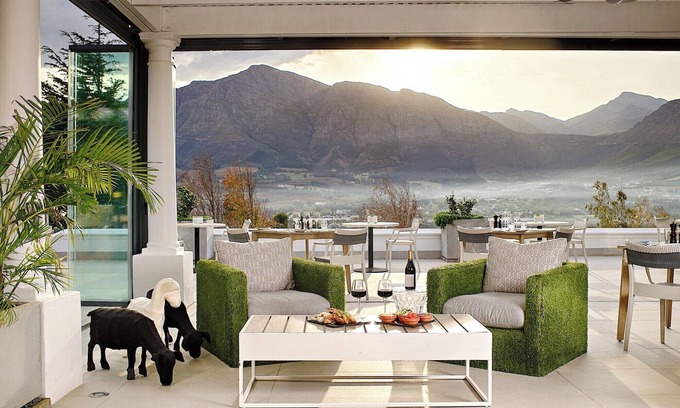 Franschhoek Hotel | Mont Rochelle Hotel & Vineyard