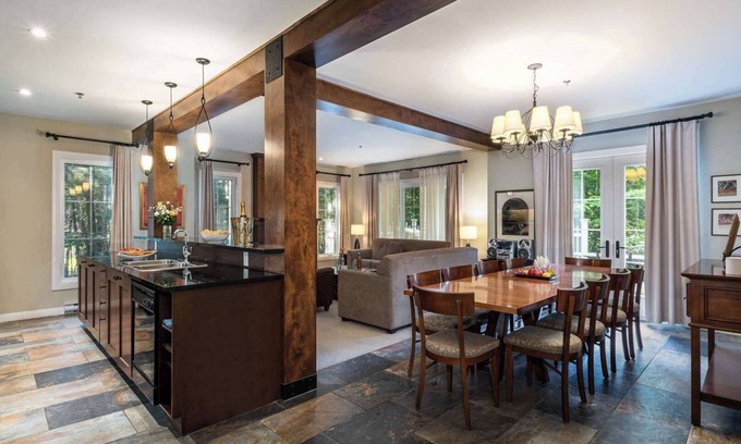 Mont-Tremblant Hotel | Mont-Tremblant - Château Beauvallon - Four Bedroom Suite