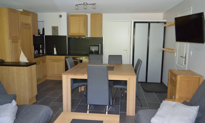 Bellentre Apartment | MONTCHAVIN LA PLAGNE (les Coches) APART 6 to 8 PERS SOUTH FACING AND SKIING TO THE FEET