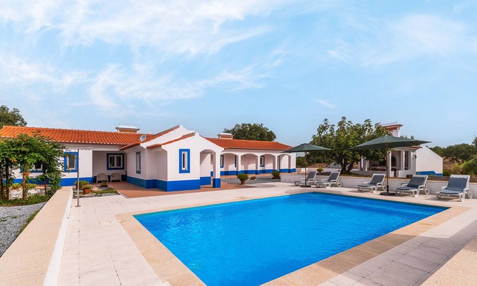 Foros de Vale de Figueira House | Monte Cores Do Vale - Villa with Private Pool