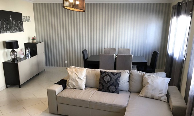 Gambelas House | Montenegro Dreams Apartment