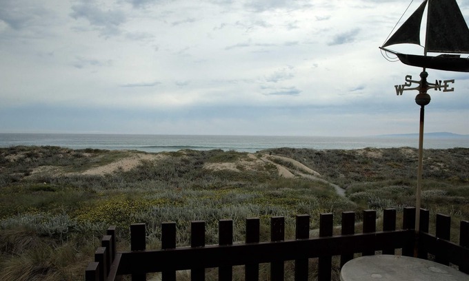 Castroville House | Monterey Dunes Beachfront no shoes needed to play in the sand.Book now without waiting!
