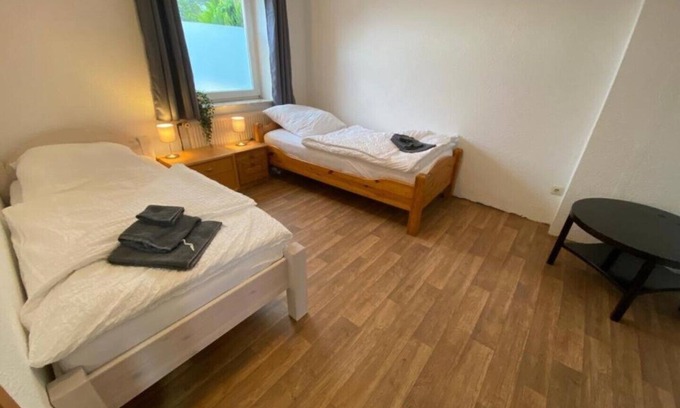 Petkum Apartment | Monteurhaus und Zimmer in Emden I