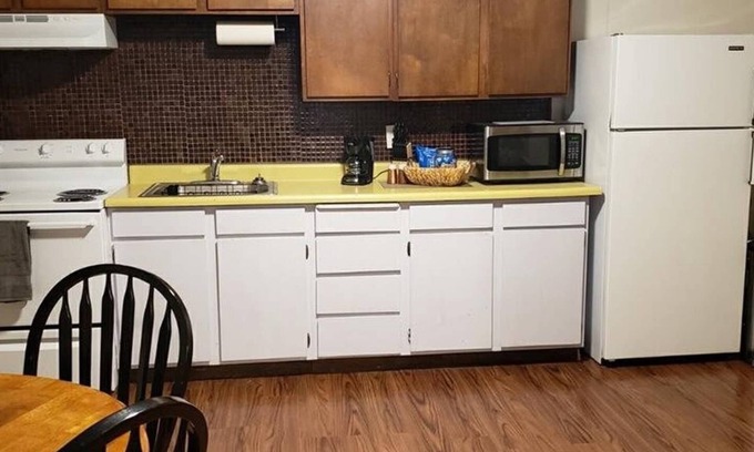 Northeast Reno House | Monthly Downtown Apartment