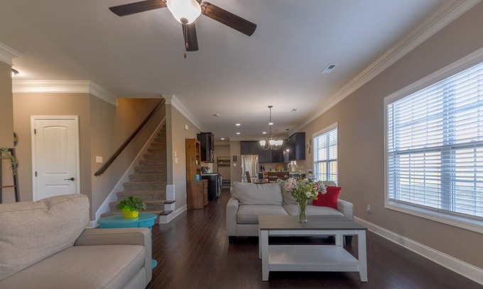 Kingston House | Monthly Pet Friendly 4 Bedroom Family Home
