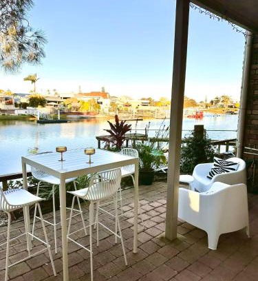 Mooloolaba Villa | Mooloolaba Coastal Canal Villa