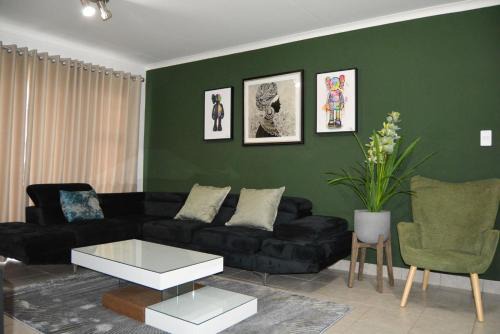 Greater Johannesburg Metropolitan Area Apartment | Moon Octave
