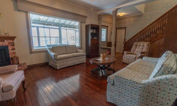 Bala Cottage | Moon River Main 7 Sum