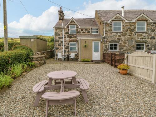 Garn Fadryn House | Moonlight Cottage
