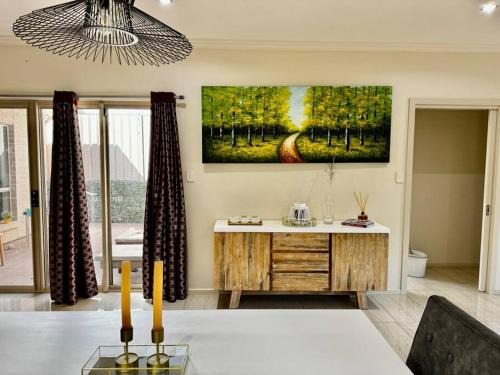 Enfield Villa | Morden Elegant 4 Bedroom House