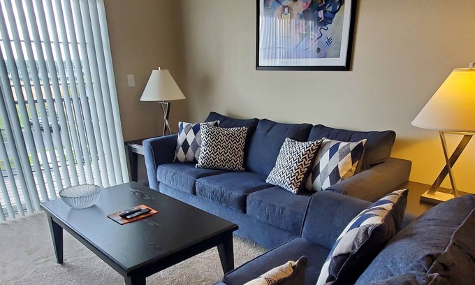 Marysville Apartment | More space than a hotel, cheaper too! Marysville!
