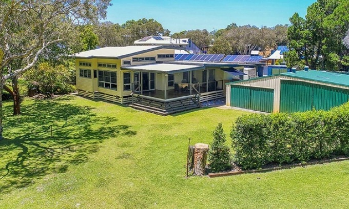 Brisbane Waterfront House | Moreton Escape