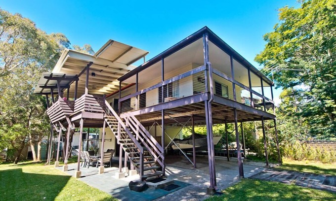 Brisbane House | Moreton Magic @ Cowan Cowan