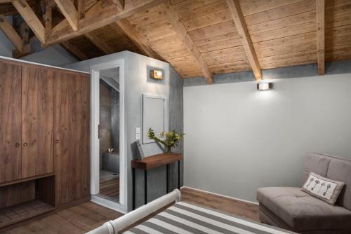 Old Town Hotel | Morfeas Hotel