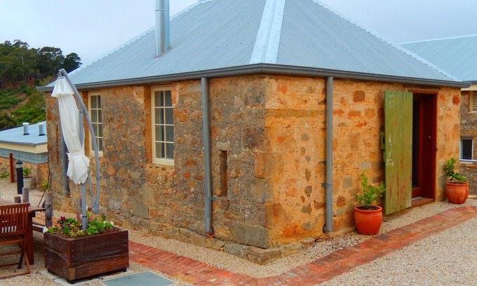 Norton Summit Cottage | Morialta Barns - The Well Room - Unique Heritage Accommodation