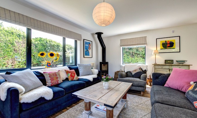 Trevone House | Morlanar - Four Bedroom House, Sleeps 8