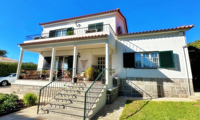 Cobre Bed & Breakfast | Moro's Friends House