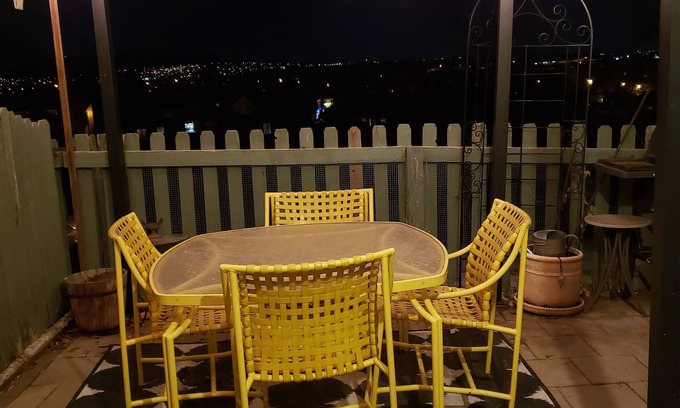 Morrison House | Morrison Open Space Townhouse