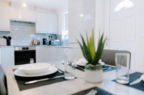 Stockton-on-Tees House | Morville Court - 2 bed house with office