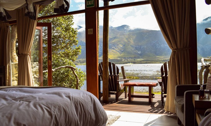 Overstrand Cabin | Mosaic Lagoon Lodge