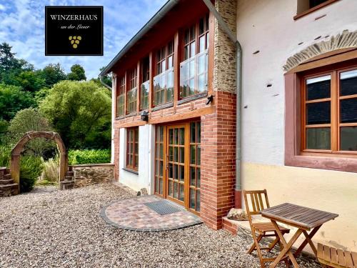 Maring-Noviand House | Mosel Winzerhaus an der Lieser - Sonnenterrasse, Weinberge & Nähe Bernkastel-Kues