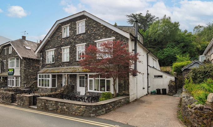 Glenridding House | MOSS CRAG, pet friendly, character holiday cottage in Glenridding