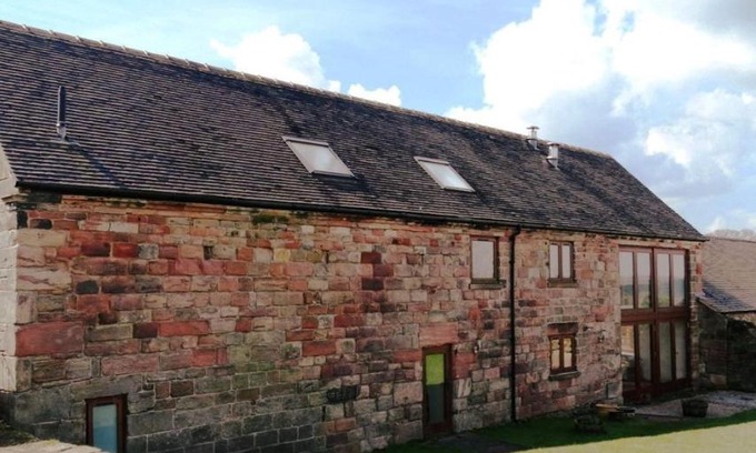 Leek Bed & Breakfast | Moss Lee Grange Bed & Breakfast
