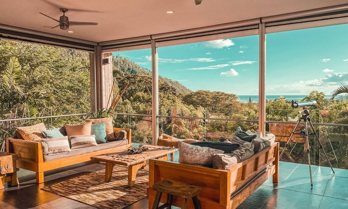Downtown Honolulu House | Most Contemporary Estate in the heart of Honolulu Luxury Living