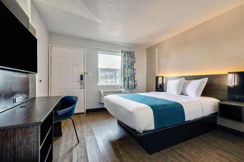Northeast Anaheim Hotel | Motel 6-Anaheim, CA - Fullerton East