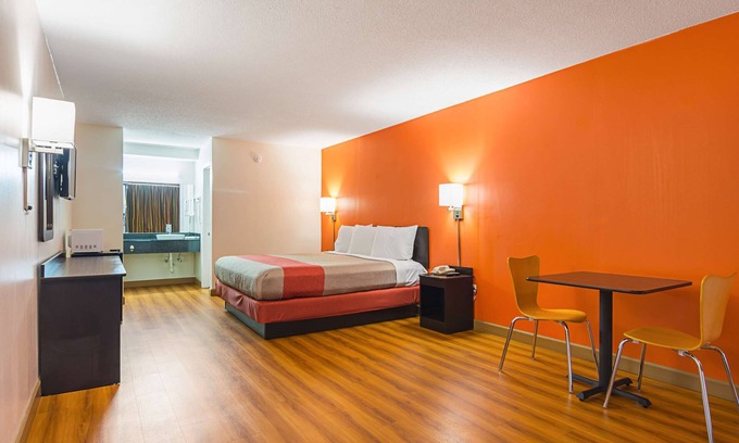 Cleveland Hotel | Motel 6 Cleveland, TN