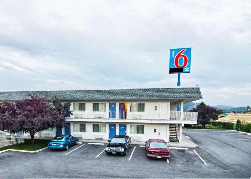 Coeur d'Alene Hotel | Motel 6-Coeur D'Alene, ID