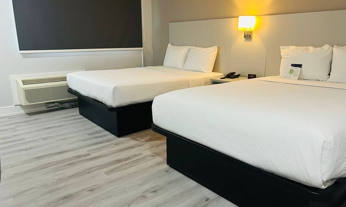 Cornwall Hotel | Motel 6 – Cornwall, ON