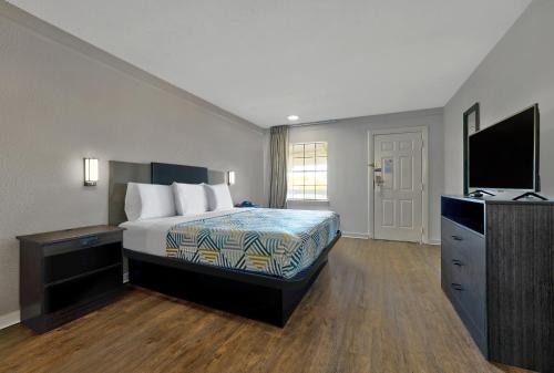 Gunter Afs Hotel | Motel 6 Montgomery, AL - Eastern Blvd.