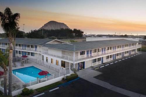 Morro Bay Hotel | Motel 6-Morro Bay, CA