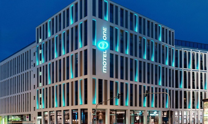 Altstadt-Sued Hotel | Motel One Köln-Altstadt