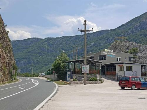 Mostar Hotel | Motel & Restoran "VIDIKOVAC"