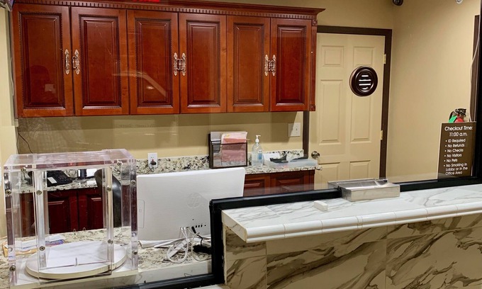 Melvindale Hotel | Motor City Inn & Suites