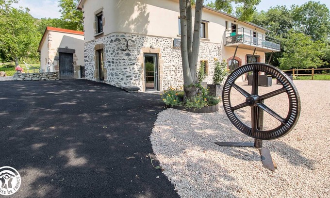 Saint-Amant-Tallende House | Moulin du Pantalou - Saint Amant Tallende