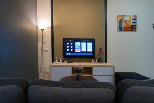 Taman Mount Austin Apartment | Mount Austin #Akademik Suite Floral Deer Studio 2-4pax #MSPro