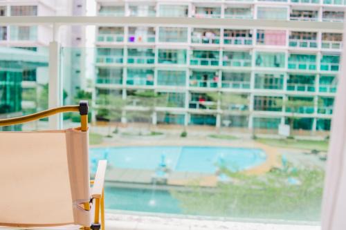 Taman Mount Austin Apartment | Mount Austin IKEA, AEON 10mins -Pool View- B122