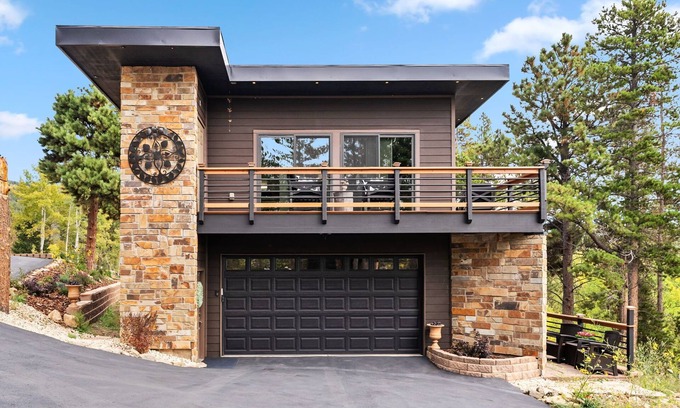 Black Hawk House | Mountain 1-BD Near Black Hawk with Hot Tub and Views