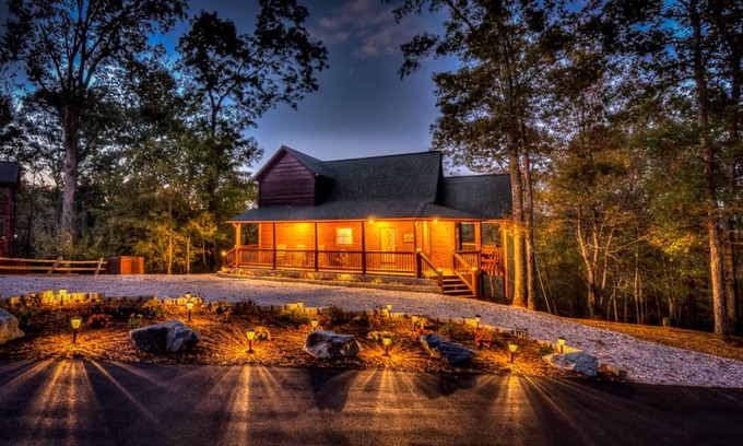 Blue Ridge House | Mountain Bear Lodge by Escape to Blue Ridge