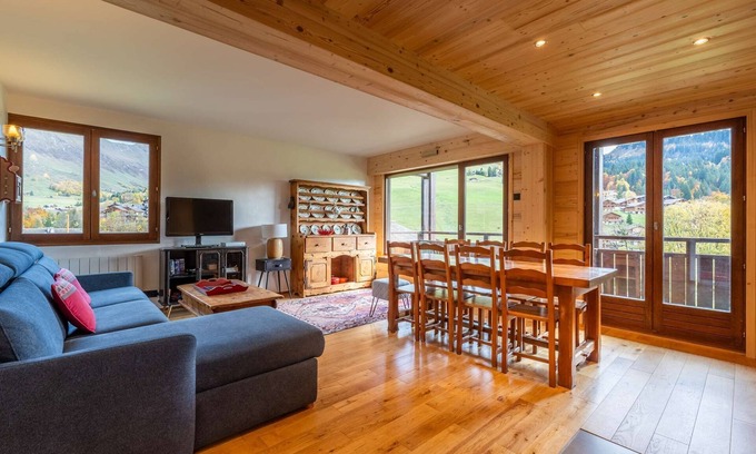 Le Chinaillon Apartment | Mountain Calm with Soothing View