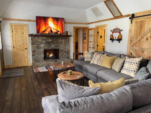 Maggie Valley House | Mountain Creek Lodge